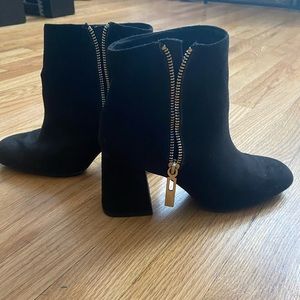 Size 6 Black Women’s Booties; suede